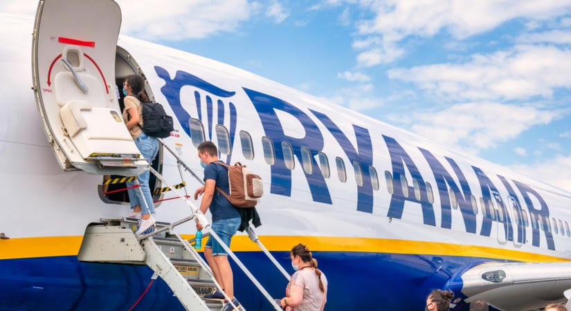 Erős üzenetet posztolt a Ryanair, sok utas kiakadt