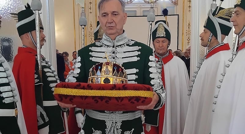 35 éves a Magyar Királyi Koronaőrök Egyesülete - ünnepi jubileum a Stefánia Palotában