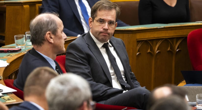Feljelentést tett a Miniszterelnökség a tanácsadás Lounge-csoportja ellen, itt is komoly összegekről van szó
