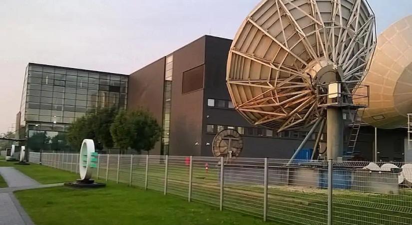 Új vezetők álltak a közmédia élére, felmentették a munkavégzés alól "Pitbullt"