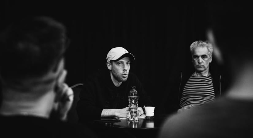 MIKÉNT TUD AZ IGAZSÁGÉRZET AZ IDENTITÁSUNK RÉSZÉVÉ VÁLNI? Interjú Bélai Marcel rendezővel
