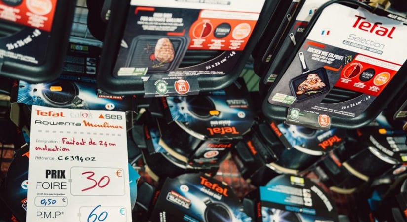 Betilthatják a tapadásmentes serpenyőket Európában: bíróság elé kerülhet serpenyői miatt a Tefal francia óriásvállalat