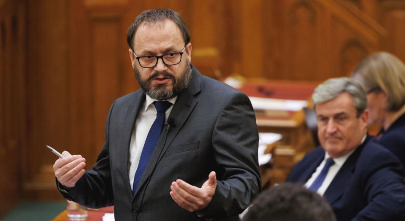Hidegzuhany: Kármán András bejelentette, nem mindenki fog részesülni ugyanolyan mértékben a 13-14. havi nyugdíjból