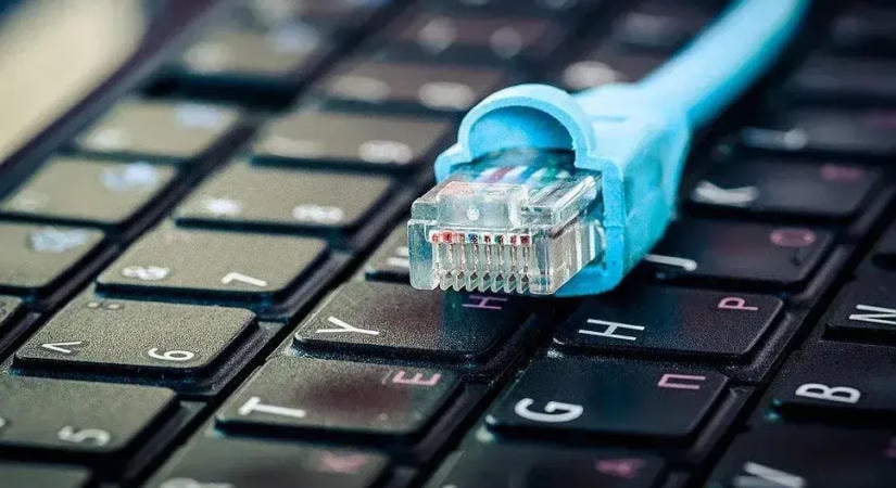 „A legrosszabb forgatókönyvvel kell számolnunk”: a miniszterelnök válaszolt arra a kérdésre, hogy veszélyben van-e az internet