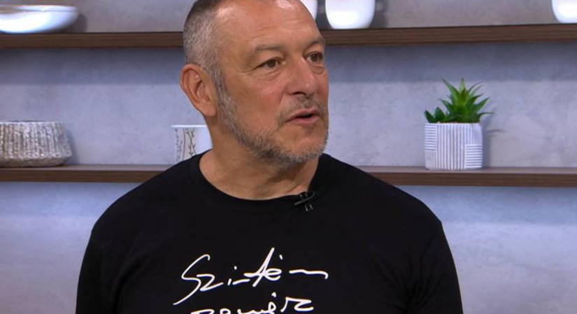 Czutor Zoltán 14 éves fia jóképű tinédzser: Simon már most sikeres zenész
