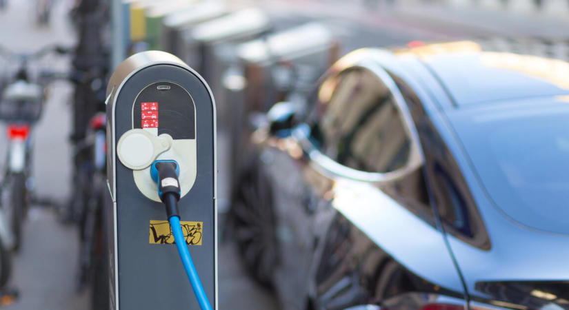 Már nem akarnak olcsóbban elektromos autót adni a német autógyártók