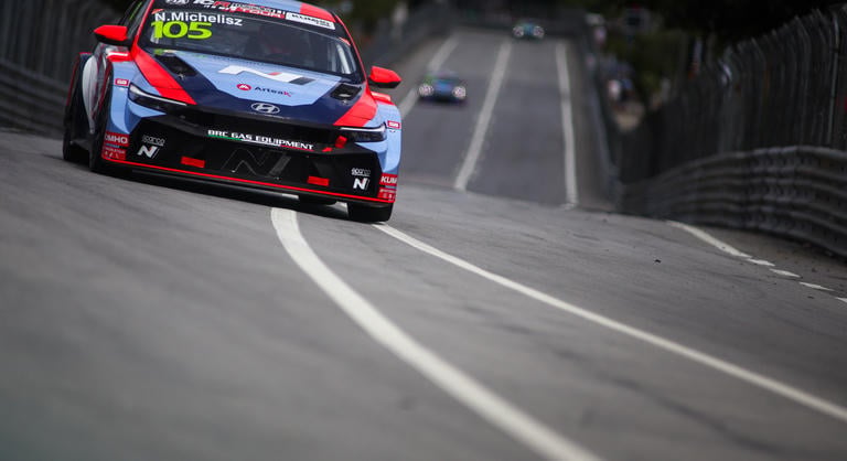 Michelisz Norbert emlékezetes hétvégét zárt a túraautó-világsorozatban
