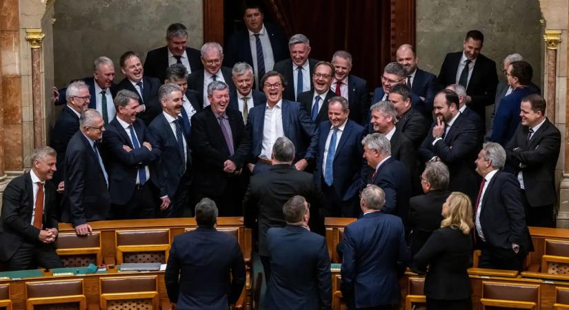 A válaszadók fele egyáltalán nem látná szívesen Orbánt közéleti szerepben