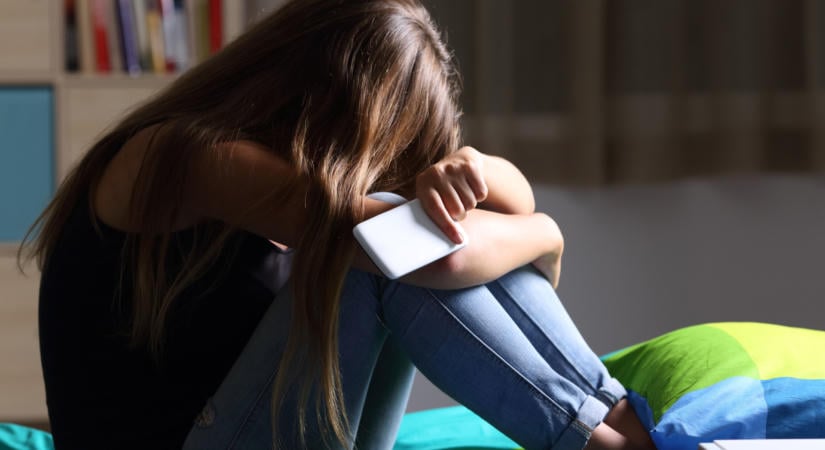 Megszólalt a miniszter: a jobbmódú családok gyerekeit is fenyegeti az "elbutulás"