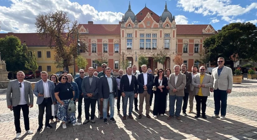Sopron környéki polgármesterek érkeztek Szekszárdra, ezt nézték meg a városban