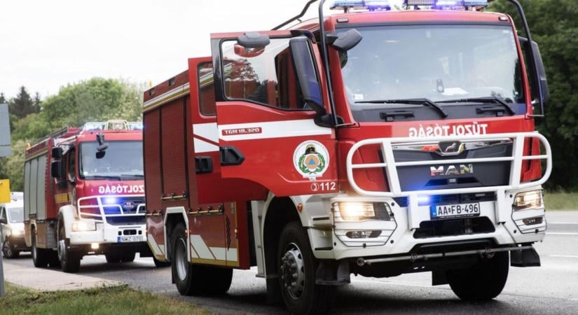 Tűzoltói beavatkozások Zalában: több tűzhöz és egy balesethez is riasztották a lánglovagokat