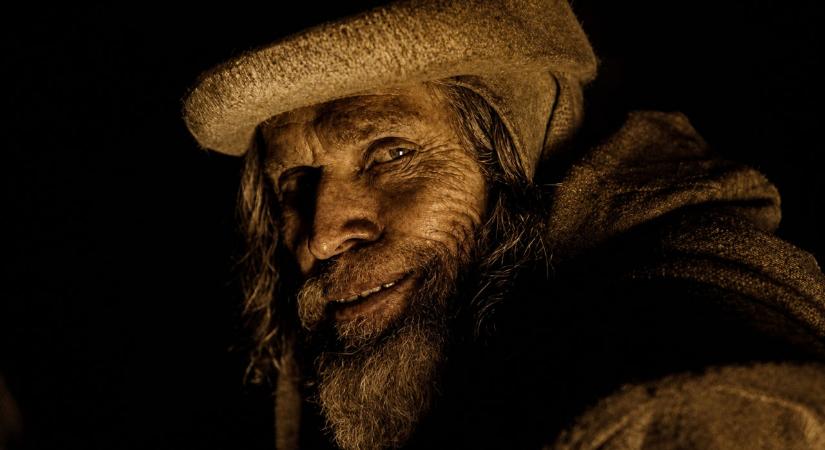 Willem Dafoe baljós kulcsfigura Robert Eggers Vérfarkas című filmjében