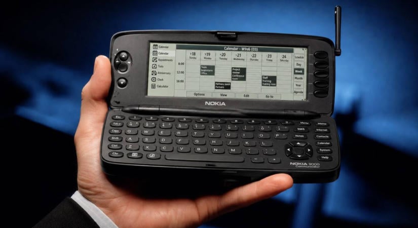 30 éve mutatták be az első okostelefont, a Nokia 9000 Communicator-t