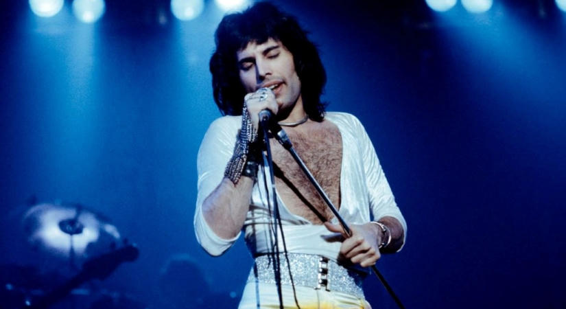 Freddie Mercury 80 éves lenne – most újra életre kelnek legendás pillanatai