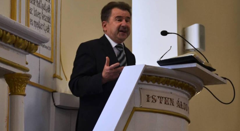 Gyülekezeti alkalom Badalóban - A szépkorúakat méltatták a Tisza-parti településen