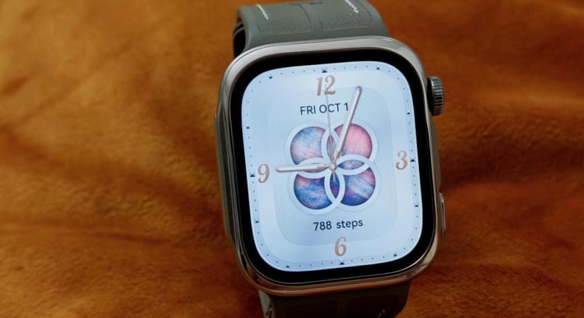 Vérnyomásmérő a csuklón: kipróbáltuk a Huawei új okosóráját, amelynek különleges trükkje van