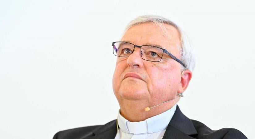Válságban a német katolikus egyház, sorozatban mondanak le a vezetők