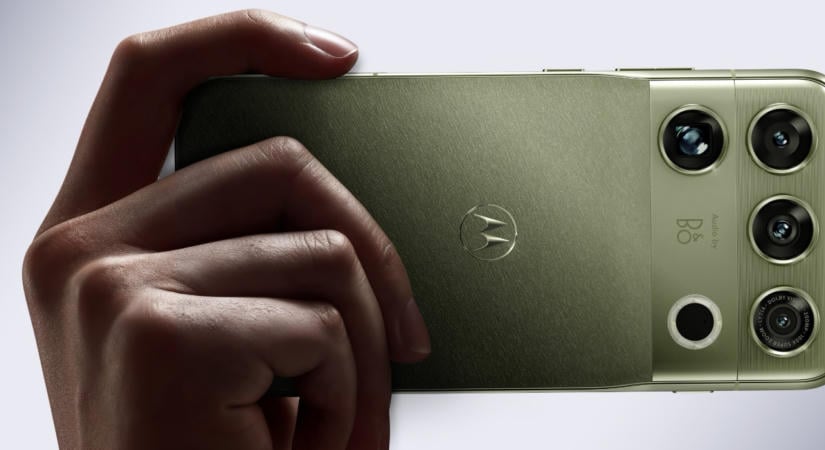 Már Európában is felbukkant a Motorola Signature 27 és a Razr Flex – az árak nem lesznek alacsonyak