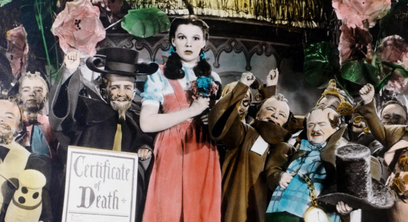 Sérülések, mérgező smink és tragédiák: 17 brutális kulisszatitok Hollywood múltjából