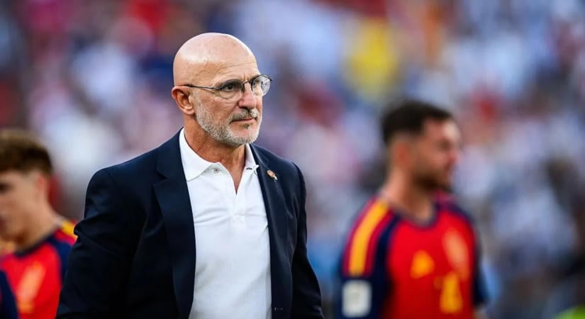 Hosszabbított a spanyol szövetség De la Fuentével