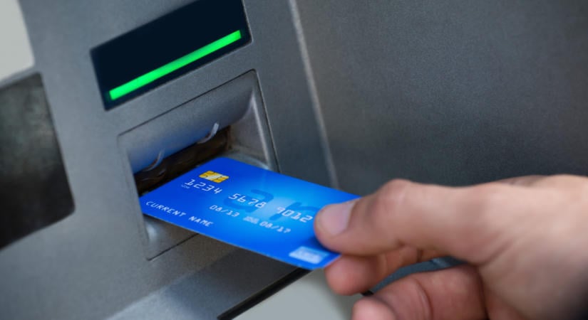 Lehet hosszabb a bankkártyád PIN kódja, mint 4 számjegy? Le fogsz döbbenni a válaszon