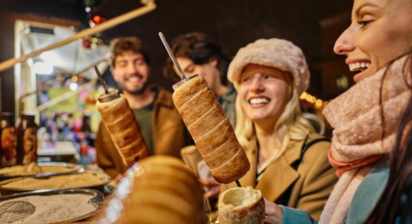 Kürtőskalács-fanok, figyelem! Elképesztő ízekkel és ingyenes őszi programokkal csábít most Tihany