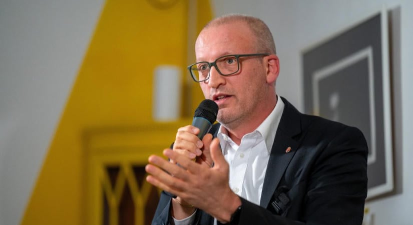 A külhoni magyarság anyagi támogatásáról beszélt Tarr Zoltán Kolozsváron