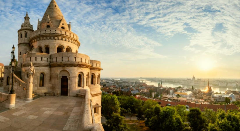 Nyomoz a rendőrség a turizmusért felelős állami cégcsoportnál