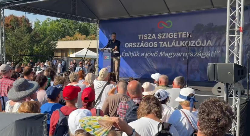Magyar Péter minél több Tisza Sziget-tagot szeretne bevonni a politikai munkába, de az államigazgatás „más tészta”