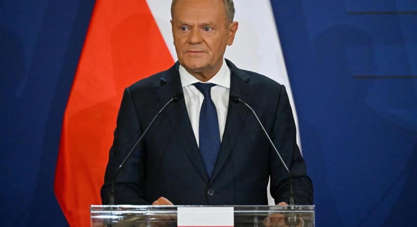 Rendkívüli biztonsági egyeztetést tartanak Lengyelországban a miniszterelnököt érő merényletfenyegetés miatt