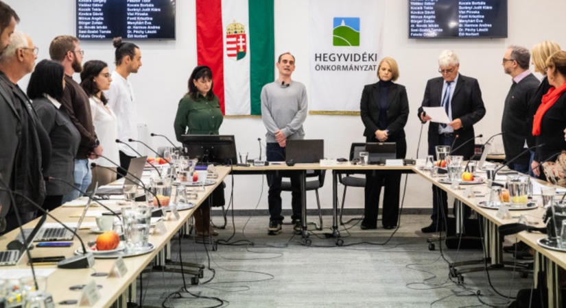 A Kutyapárt a Fidesszel együtt akadályozta meg hegyvidéki képviselő-testület feloszlatását