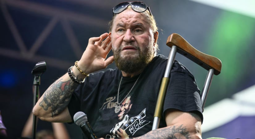 Friss részletek Deák Bill Gyula temetéséről: így búcsúztatják a legendás zenészt