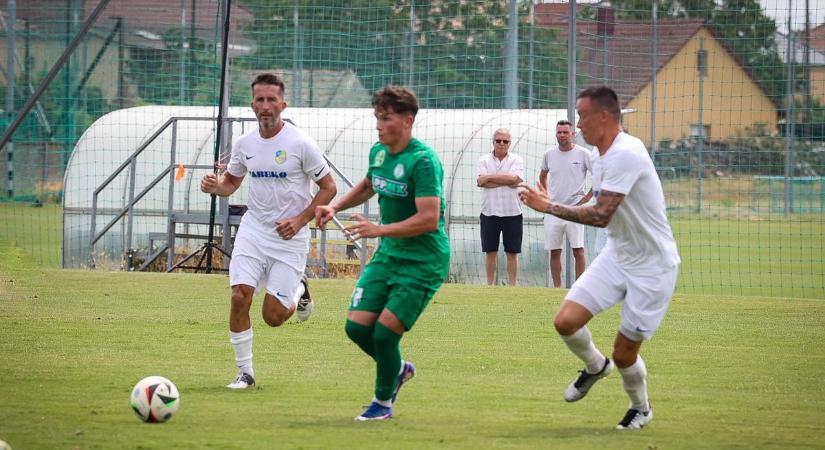Vereséggel debütált a kispadon a Paksi FC új edzője (galéria)