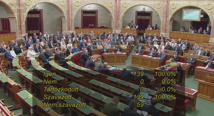 Seszták Miklós őrizetben: Milliárdos kenőpénz gyanúja a Volánbusz ügyben