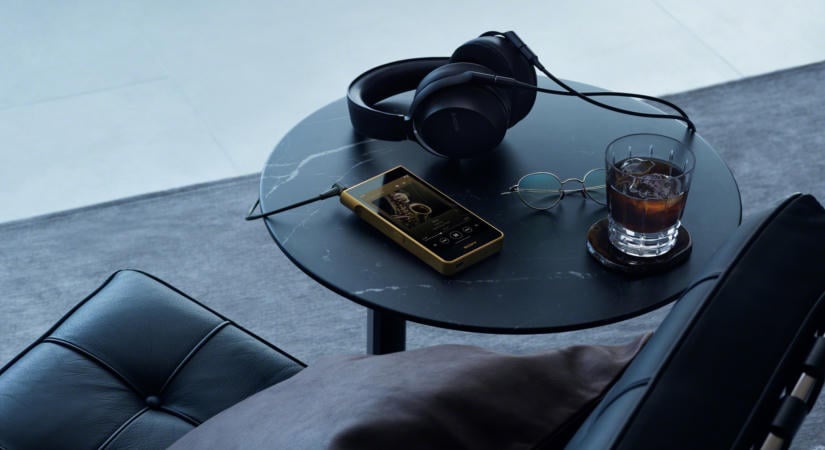 Közel öt iPhone 18 Pro árába fog kerülni a Sony új aranyozott Walkmanje