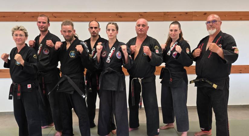 Két új fekete öves mestert avattak a Fighting Kempo Pokorni Teamnél