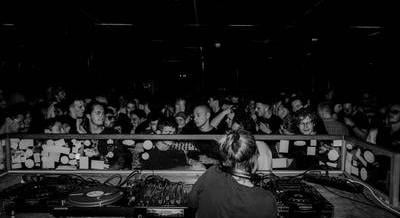 11 év után bezár Budapest egyik kultikus underground klubja