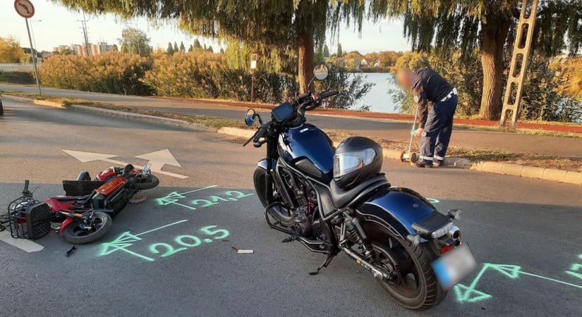Fotókon a nyíregyházi motoros baleset! Egy idős nő a mentők vittek el!