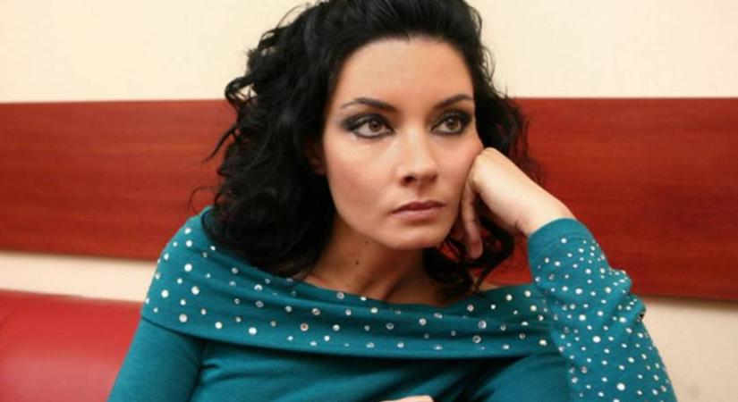 Gregor Bernadettnek anyaszült meztelenül kellett színpadra állnia: megalázó színészi feladatokról vallott