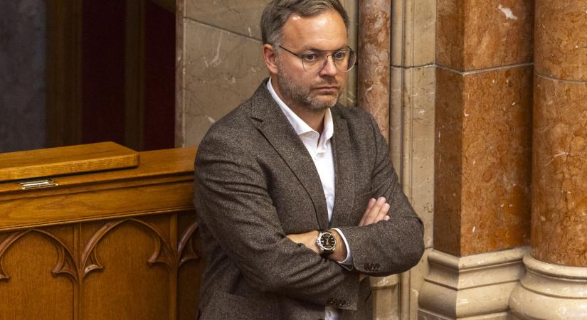 „Teljesen más stratégiával kellett volna ennek nekimenni” – mondta a kampányukról Orbán Balázs, majd ott folytatta, ahol április 12-én abbahagyták