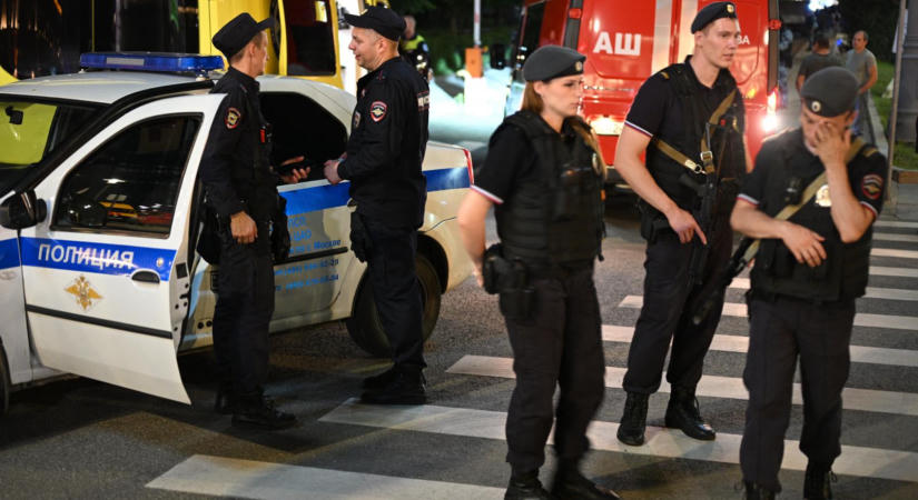 Már ötre nőhetett a moszkvai éttermi robbanás áldozatainak száma, egy tábornok lehetett a célpont