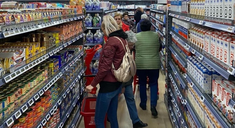 Megnéztük, mennyibe kerül ma egy bevásárlás Szabolcsban – durva különbségek vannak a boltok között