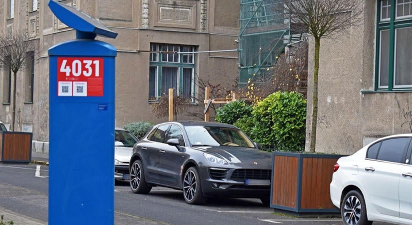Ez sokakat érint: változik a parkolási rend Debrecenben