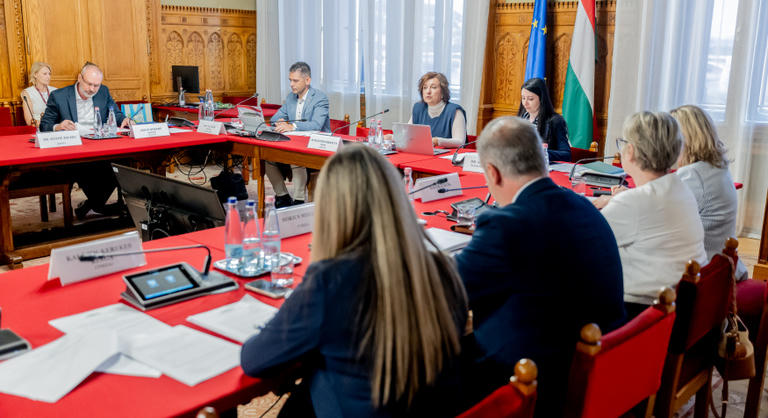 Döntött a kegyelmi ügyet vizsgáló bizottság: beidézik Polt Pétert és Balog Zoltánt