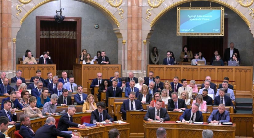 Újra nekifut a parlament az államfő által visszaküldött egészségügyi törvénynek