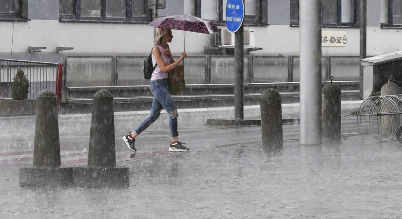 Szép idővel kezdődik a nap, délután már esernyőre is szükség lehet