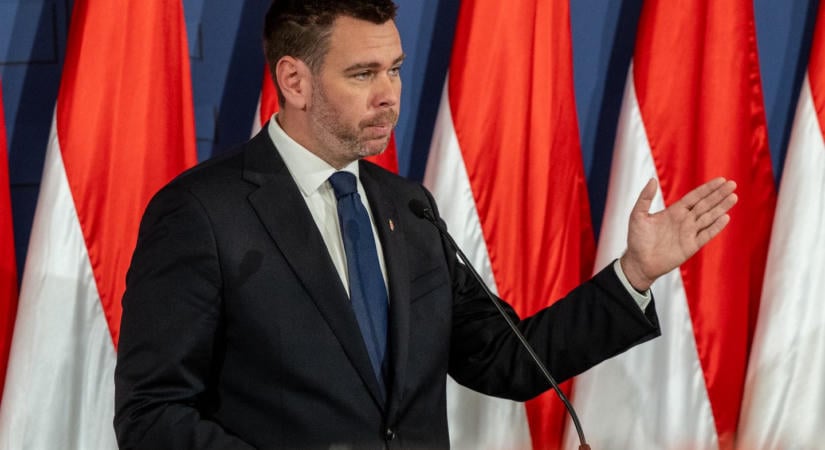 „Valójában egy teljes iparágat privatizáltak maguknak” – Vitézy elmondta, mi a legproblémásabb a Mészáros-Szíjj-féle koncesszióval