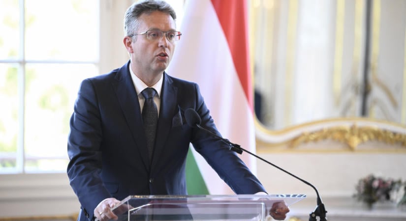 Felfüggesztették Hankó Balázs mentelmi jogát