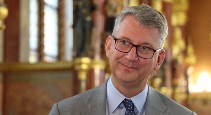 Vége a tanárok rivalizálásának? Kapronczai Balázs államtitkár elárulta, mi lép a TÉR helyébe