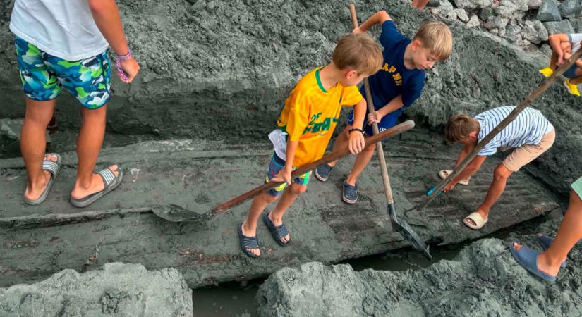 Régi leletre bukkantak Fenyvesen, a strandolók kezdték meg a feltárást